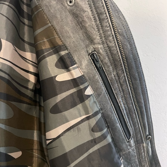 Harley Davidson Jacket - Picture 8 of 15